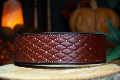 Chocolate & Red Diamonds - 17-20" Large
