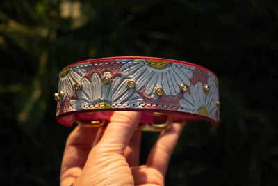 Darling Daisies - Daisy flower tooled leather dog collar design
