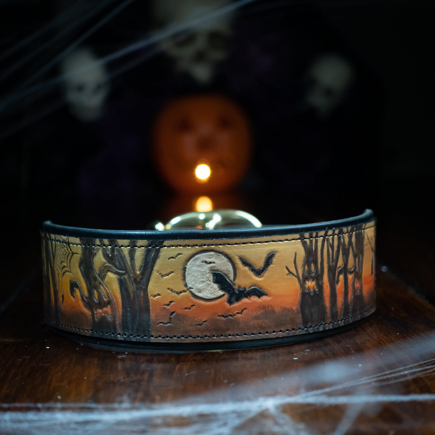 Haunted Forest - Large 16-19"