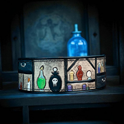 Witches Shelf - Large 14-17"